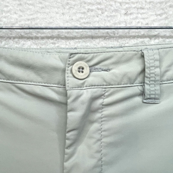 Travis Mathew Shorts Mens 38 Gray Golf Chino Casual Performance Stretch Outdoor - Picture 4 of 9